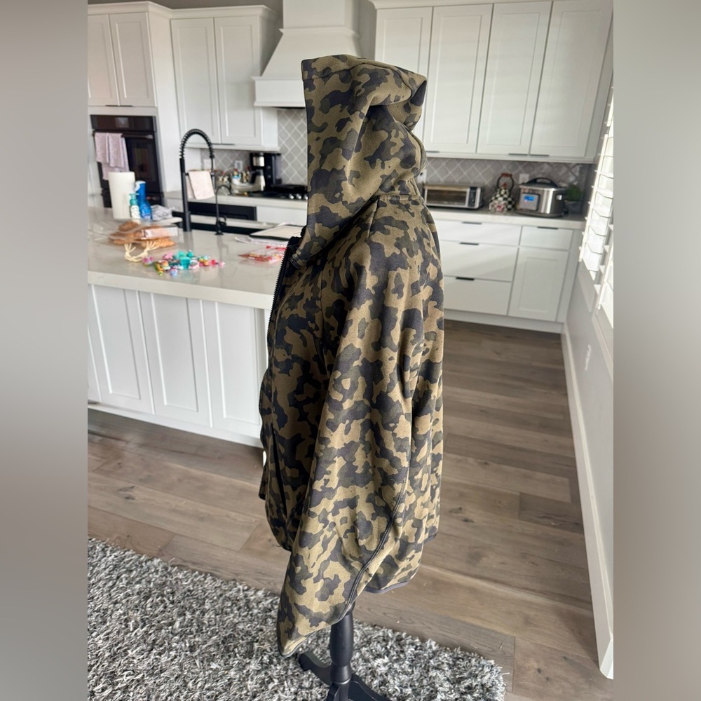 Nike Camo Full Zip Hoodie XL Olive Green Black - Picture 3 of 8